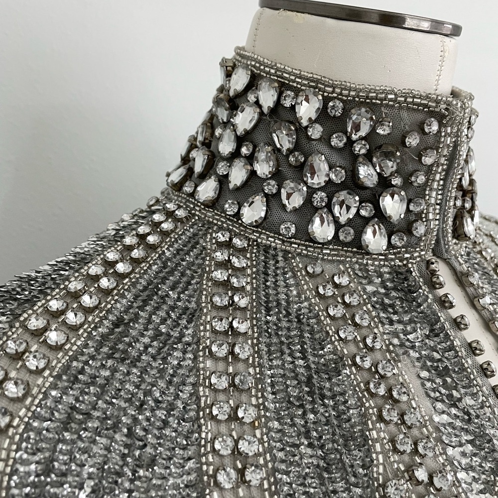 Silver Crystal Cape - Picture 3 of 7